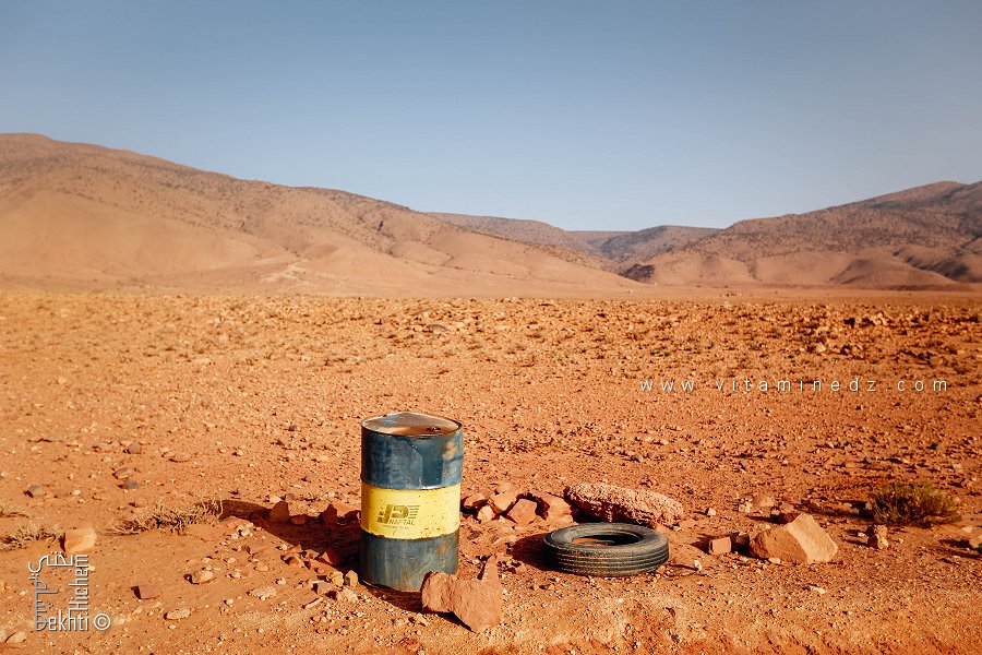 Tonneau de carburant provision pour les habitant de zones reculées du Parc National du Djbel Aissa