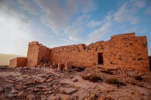 Fort militaire Français au Djebel Aissa à 1500m (Ain Sefra)