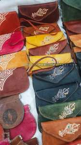 الجزائر بيع و معرض المنتجات الجلدية