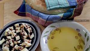 Huile D'olive, Beurre, Robb et Khobz El Matloue