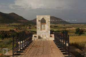 Monument au morts, à Douar Reffafsa (Commune Aouf) Mascara