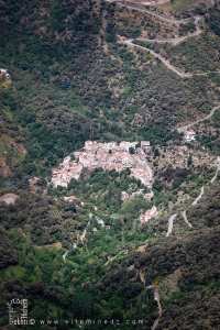 Illilten (en kabyle At Yeliten, en tifinagh ⴰⵜ ⵢⵉⵍⵉⵍⵜⴻⵏ) est une commune de la wilaya de Tizi Ouzou, en Grande Kabylie, en Algérie.