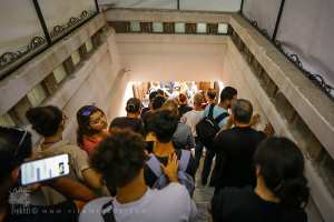 **Une affluence impressionnante à l'entrée de la Cinémathèque de Béjaïa.**