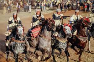 Les cavaliers démontrent leur habileté - Waada de Tamesna (Commune El Hassasna, Wilaya de Saida) Mai 2015