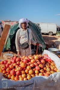 Vendeur de grenades : rubis du désert