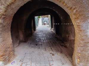 Passage Skifa avec arcades élégantes (Derb Sensla, Médina de Tlemcen)