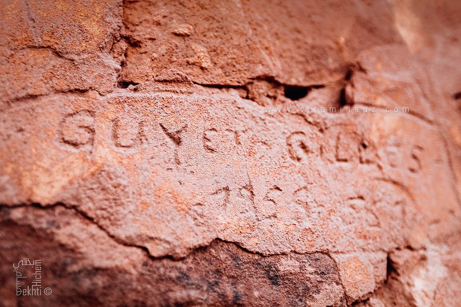 Inscription au Fort militaire Français au Djebel Aissa à 1500m  (Ain Sefra)