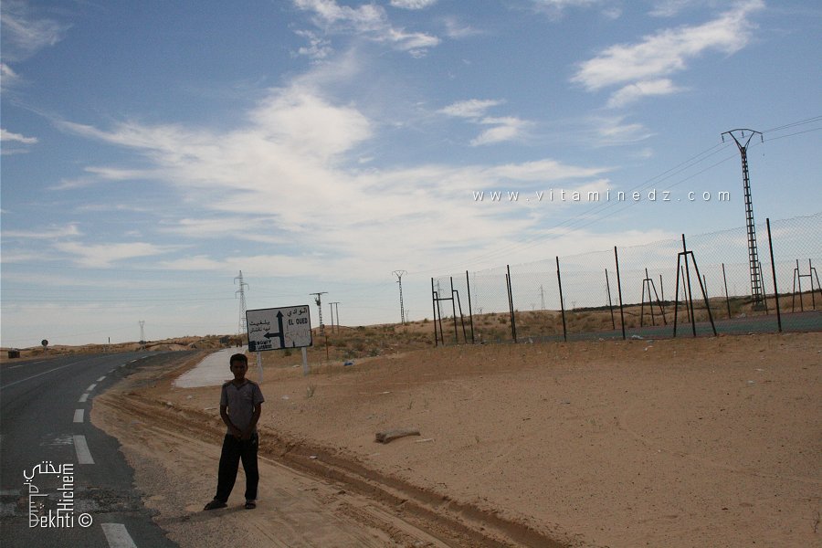 RN16 vers El Oued, à gauche Belghit