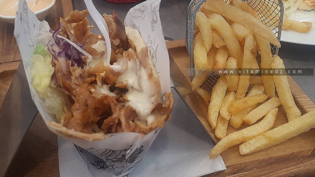 Sandwich libanais kebbab chez Abracadabra