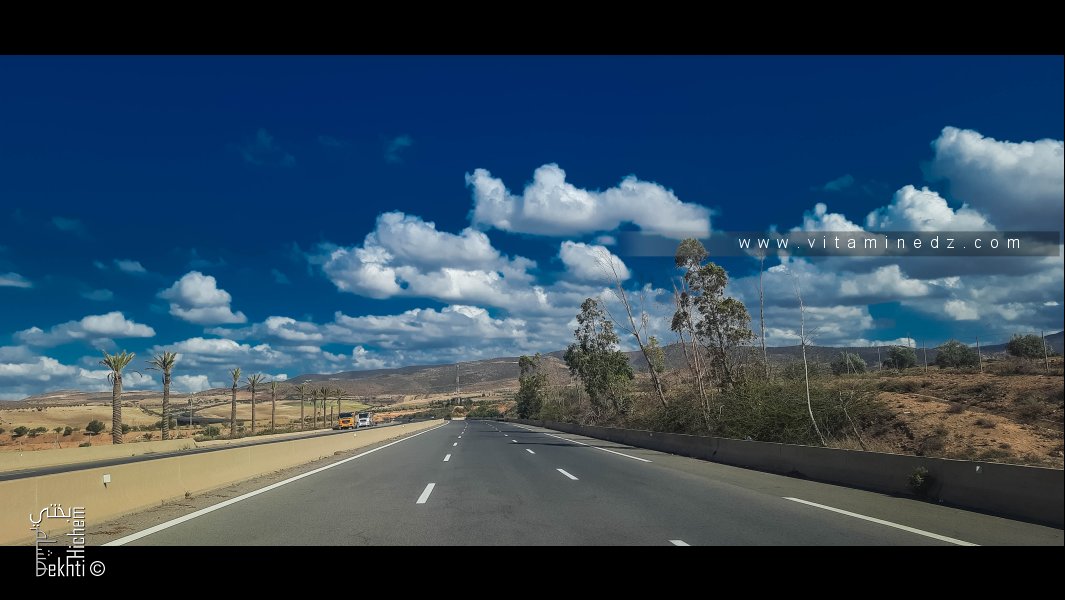Autoroute Est Ouest dans la commune de Hammam Boughrara (Tlemcen)