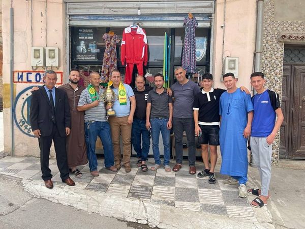 Lahlou Akhrib et ses fans