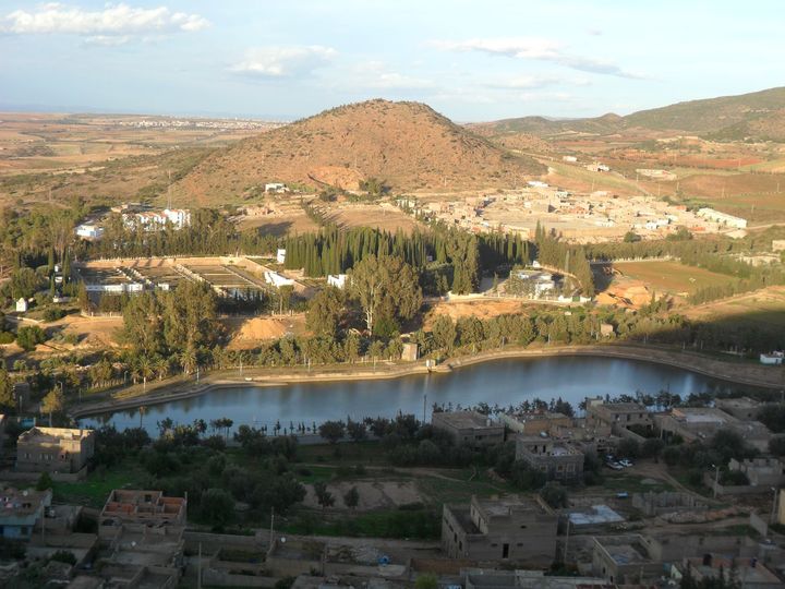 un Bassin de compensation du Barrage de BENI BAHDEL de Bouhlou Tlemen Algerie