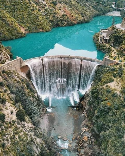 Le barrage d'Ighzer-Ouftis