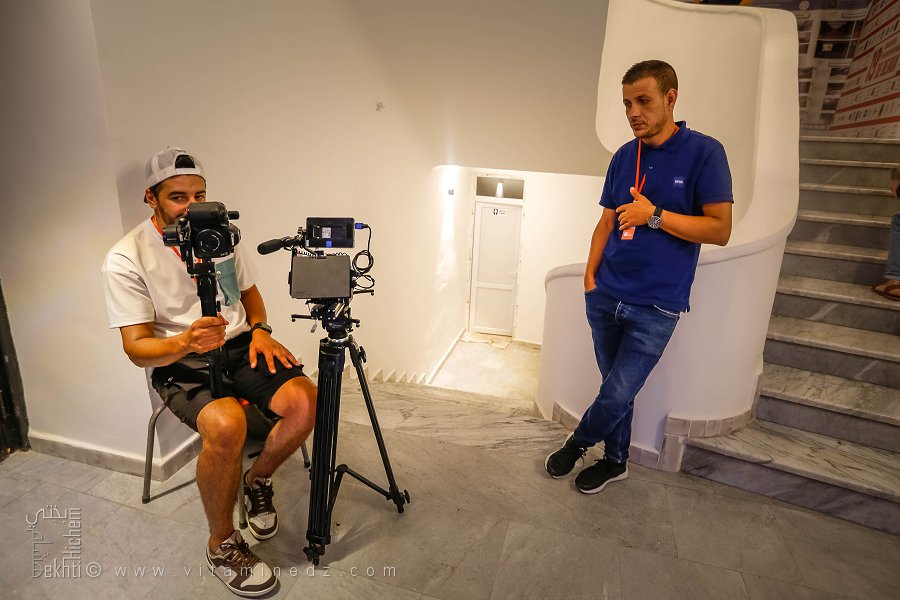 Objectifs braqués : la presse immortalise l'instant