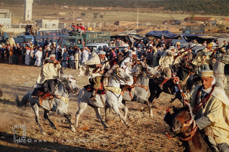 استعدادات الخيول والفرسان - وعدة تامسنا (بلدية الحساسنة، ولاية سعيدة) ماي 2015