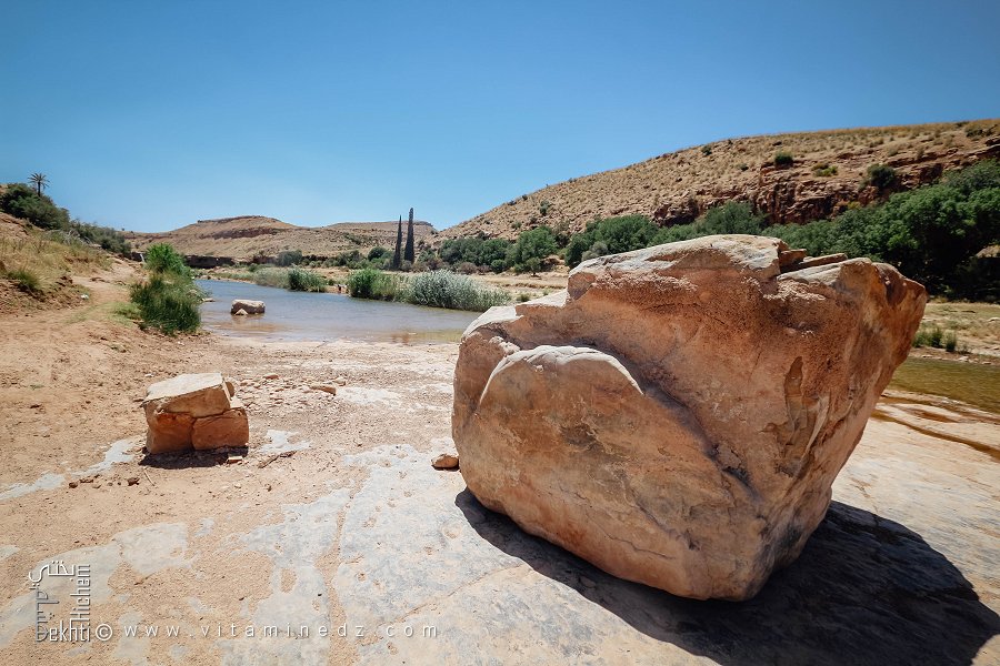 Gros rochers sur le trajet de Oued Hounet, Commune de Hounet, Wilaya de Saïda