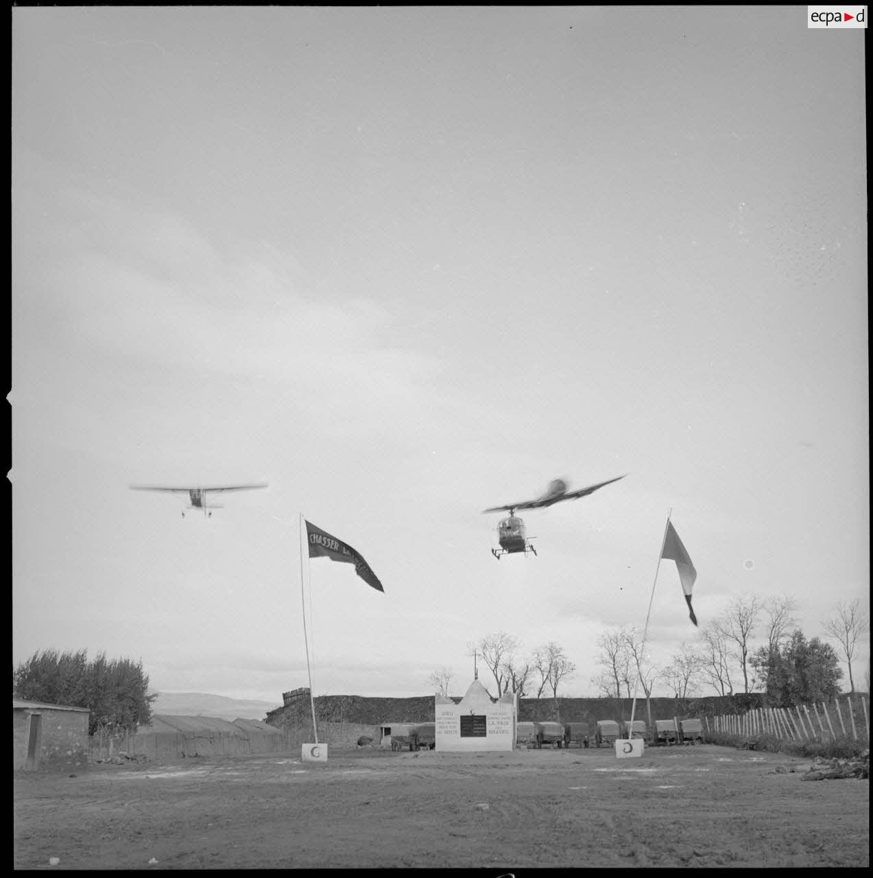 Vues des cantonnements des commandos Georges et Maurice à Saïda.