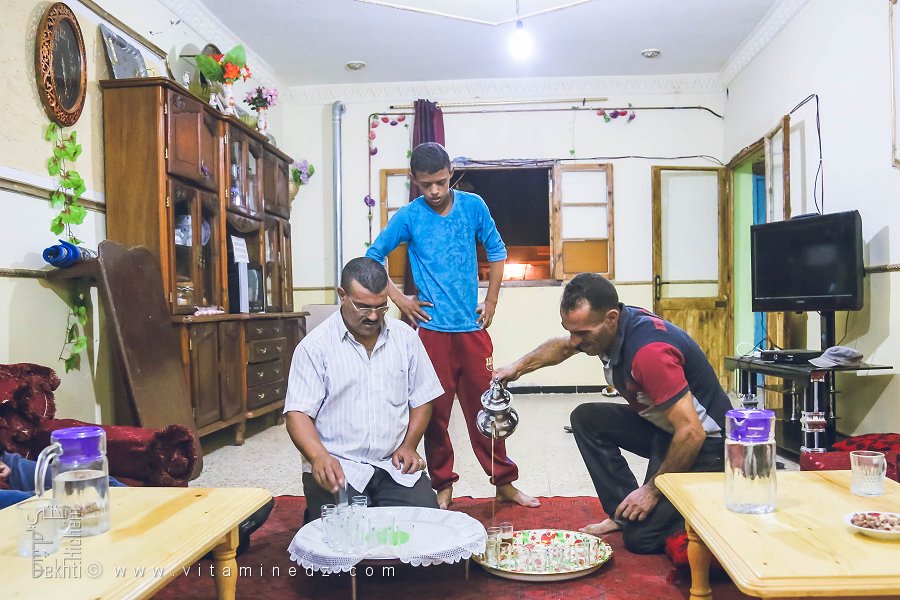 Art et tradition, le rituel du thé dans la maison de nos hôtes, Waada d'El Gor, Wilaya de Tlemcen, Octobre 2016