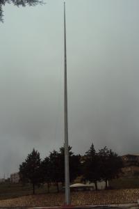 LE   MAT SUR LES HAUTEURS DE LA VILLE