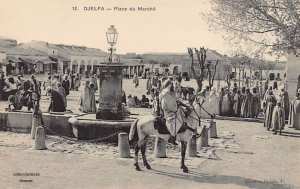 La Place du Marché de Djelfa : Un Témoin Vivant de l’Histoire et de la Mémoire Collective