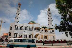 Une présence neuve au cœur de Mostaganem – Mosquée sans nom, mais non sans âme