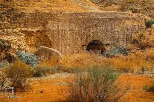 Tunnel creusé au barrage romain, à l'entrée de Relizane, Oued Mina