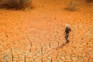 مجرى وادي مينا عند موقع السد الروماني، حاليًا جاف، عند مدخل مدينة غليزان