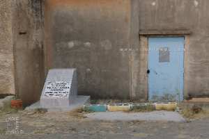 La tombe de Yemma Henna Saïda, à l’entrée d’Ath Yenni