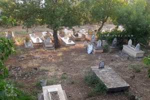 Cimetière d'Ath Yenni (Tizi Ouzou)