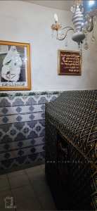 À l’intérieur de la Zaouïa Hebriya d’Oran (quartier Maraval), le Dārīh de Sidi Ali Ben Sidi Ahmed Ben Sidi Mohamed El Hebri, fondateur de la Ṭarīqa El Hebriya (1921-1961).