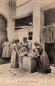 Cour d'une Maison Mauresque.