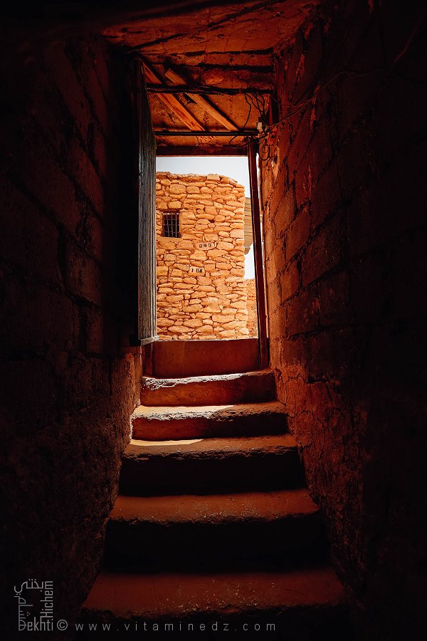 Entrée de la mosquée souterraine – Zaouia Mouahdine (Commune de Rogassa, Wilaya d'El Bayadh)