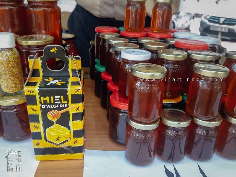 عسل السدر البري، إكسير الصحة والعافية – المعرض والبيع للعسل، ساحة الجزائر، تلمسان