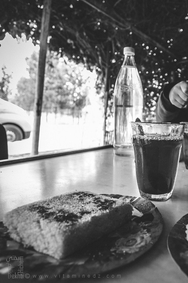 Un Thé et un M’besses au Café du Village des Beni Add (Commune Ain Fezza, Tlemcen)