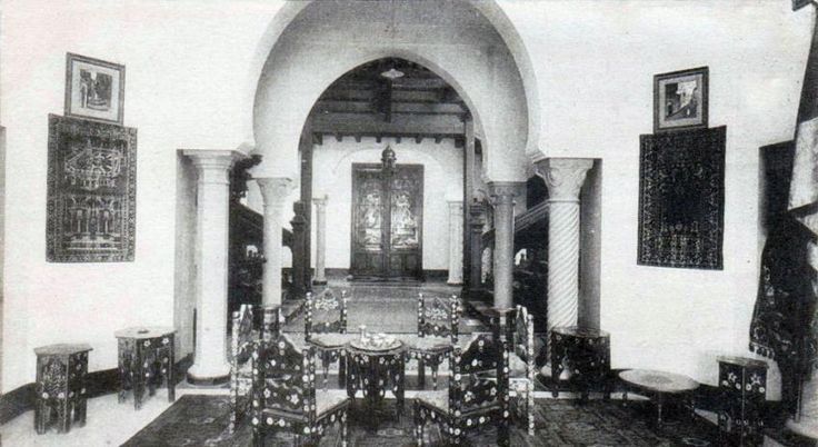 Le Hall du Palace Hôtel à Biskra