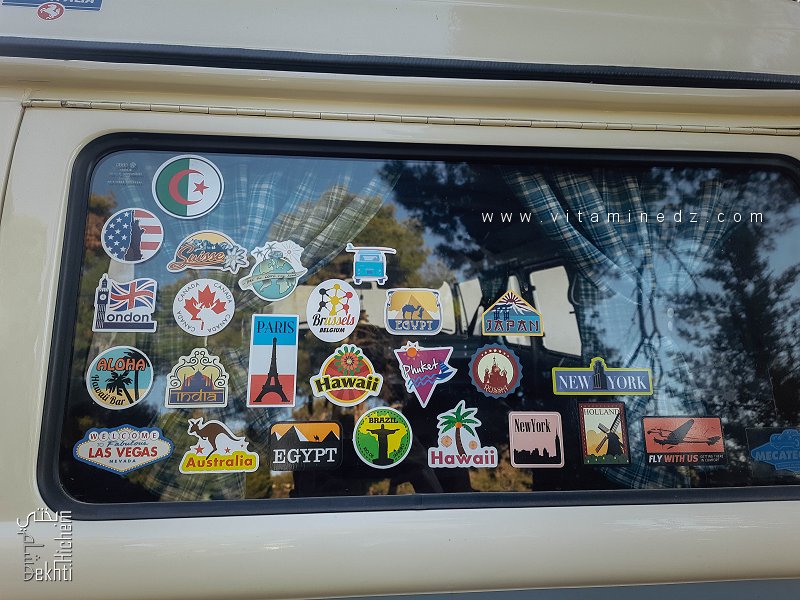 ڤمبي فولكسفاغن واقف في نزل الشباب بغابة الحجل الصغير – تلمسان