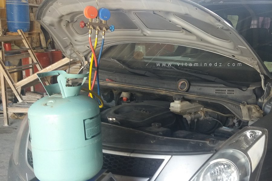 Remplir soi même le Gaz pour sa climatisation Auto