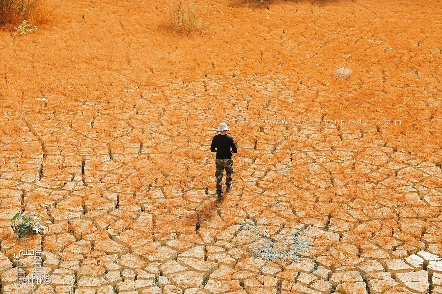 Lit de l’Oued Mina à l’endroit du barrage romain, actuellement à sec, à l’entrée de Relizane