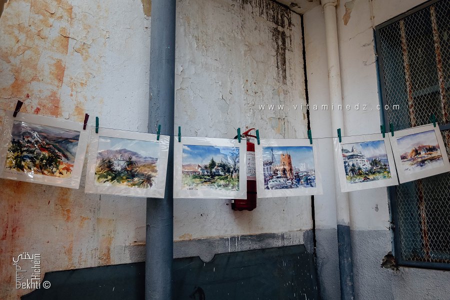 Aquarelles accrochées sur une corde – Festival Les Belles Nuits Étoilées d’Ath Yenni
