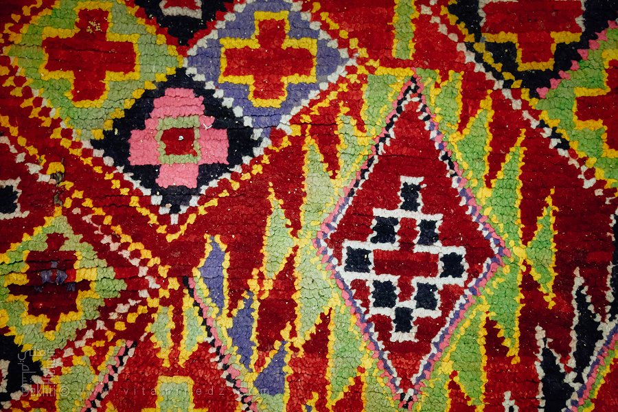 زربية بنقوش وألوان الجنوب – ولاية أدرار