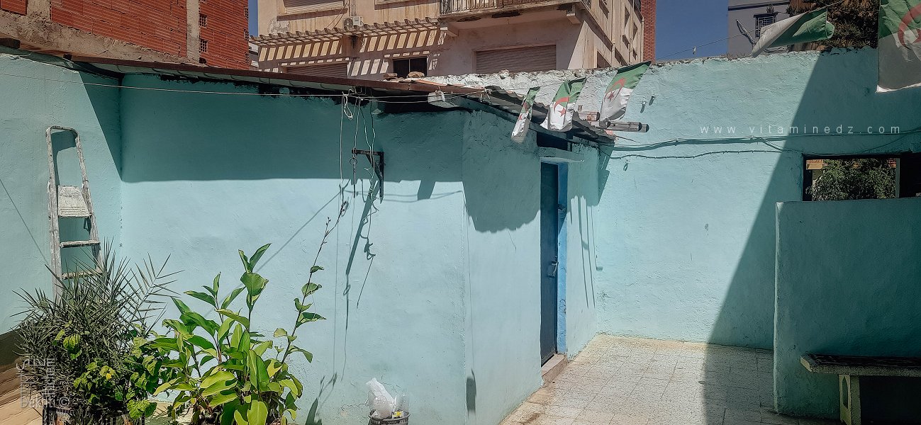 المدخل المتواضع للزاوية الهبرية بوهران