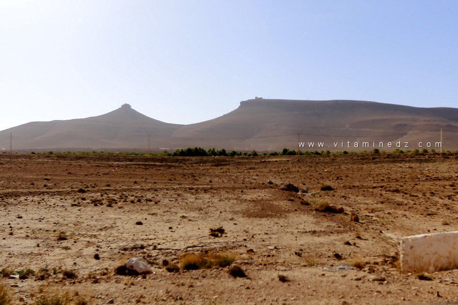 «البڨيرة وبنتها» هما اسم جبلين (أو تلتين) في بلدية رجم دموش، جنوب ولاية سيدي بلعباس.