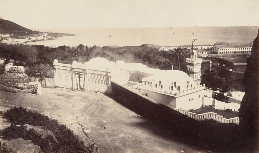 Photo de 1858 : Mosquée et mausolée de Sidi Abderrahmane Ethaalibi