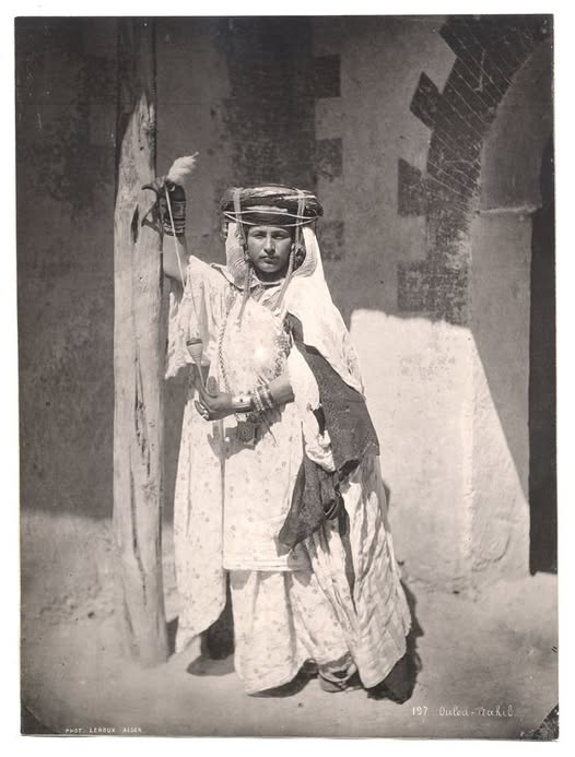 Femme ouled Naïl
