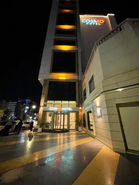 الفندق الجديد Hôtel Cosmo - Oran في وسط مدينة وهران (افتتح في نوفمبر )