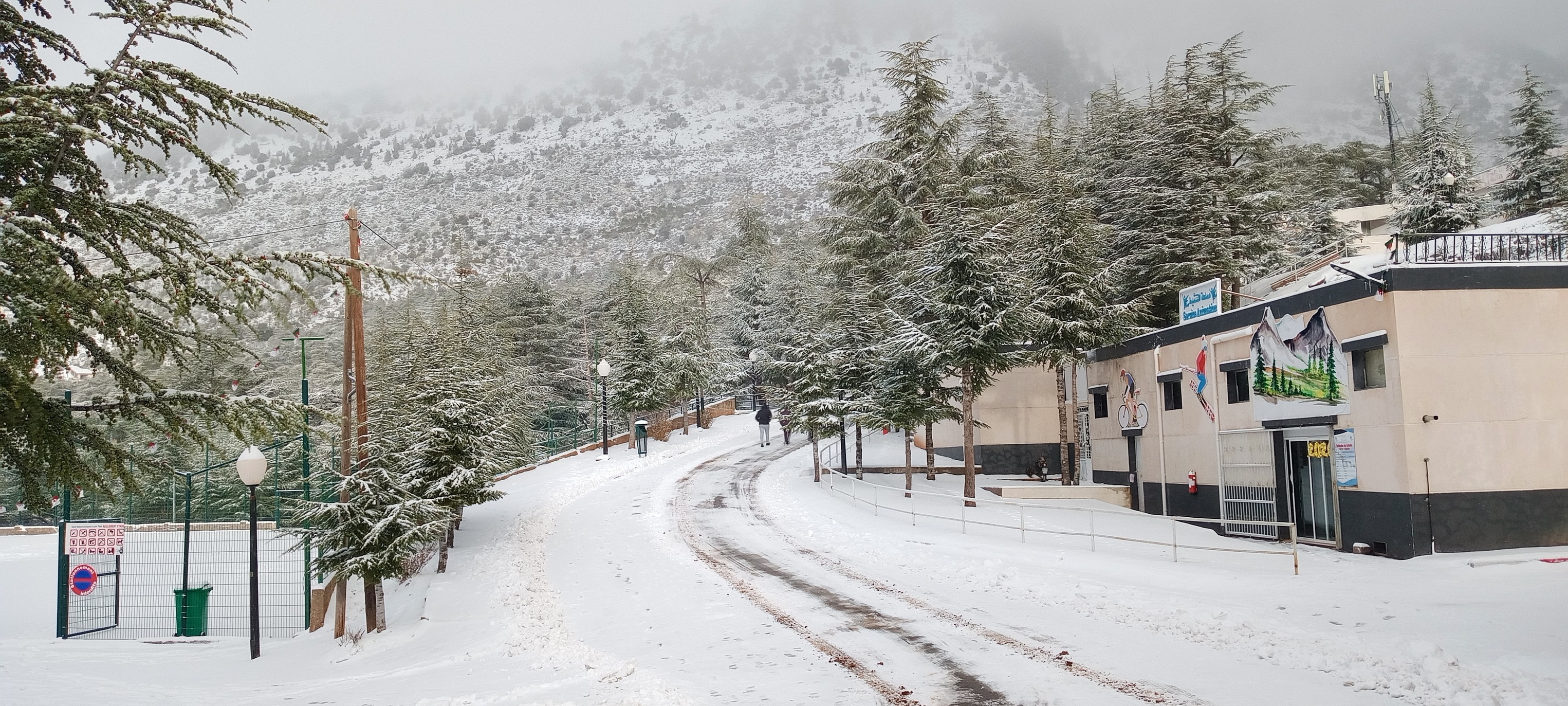Chute de neige sur TIKJDA