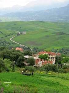 Vue sur l'Azaghar (la plaine) des Ouadias depuis les hauteurs d 'Agouni Gueghrane