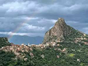 Le village de Agouni Gueghane