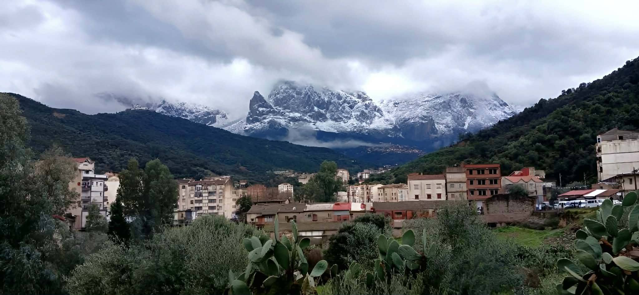 DJURDJURA VUE DE OUACIF (AT WASSIF)