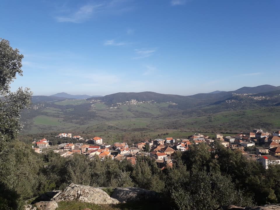 Sur les traces de nos aïeux la beauté de nos villages kabyles .